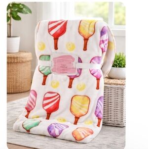 PickleBall Cozy Throw Blanket